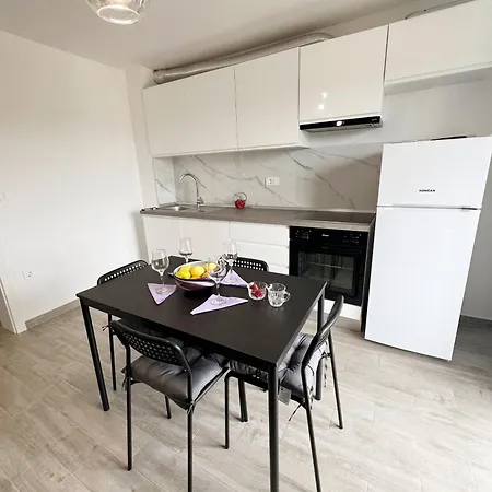 Lenci By Lile Apartment *